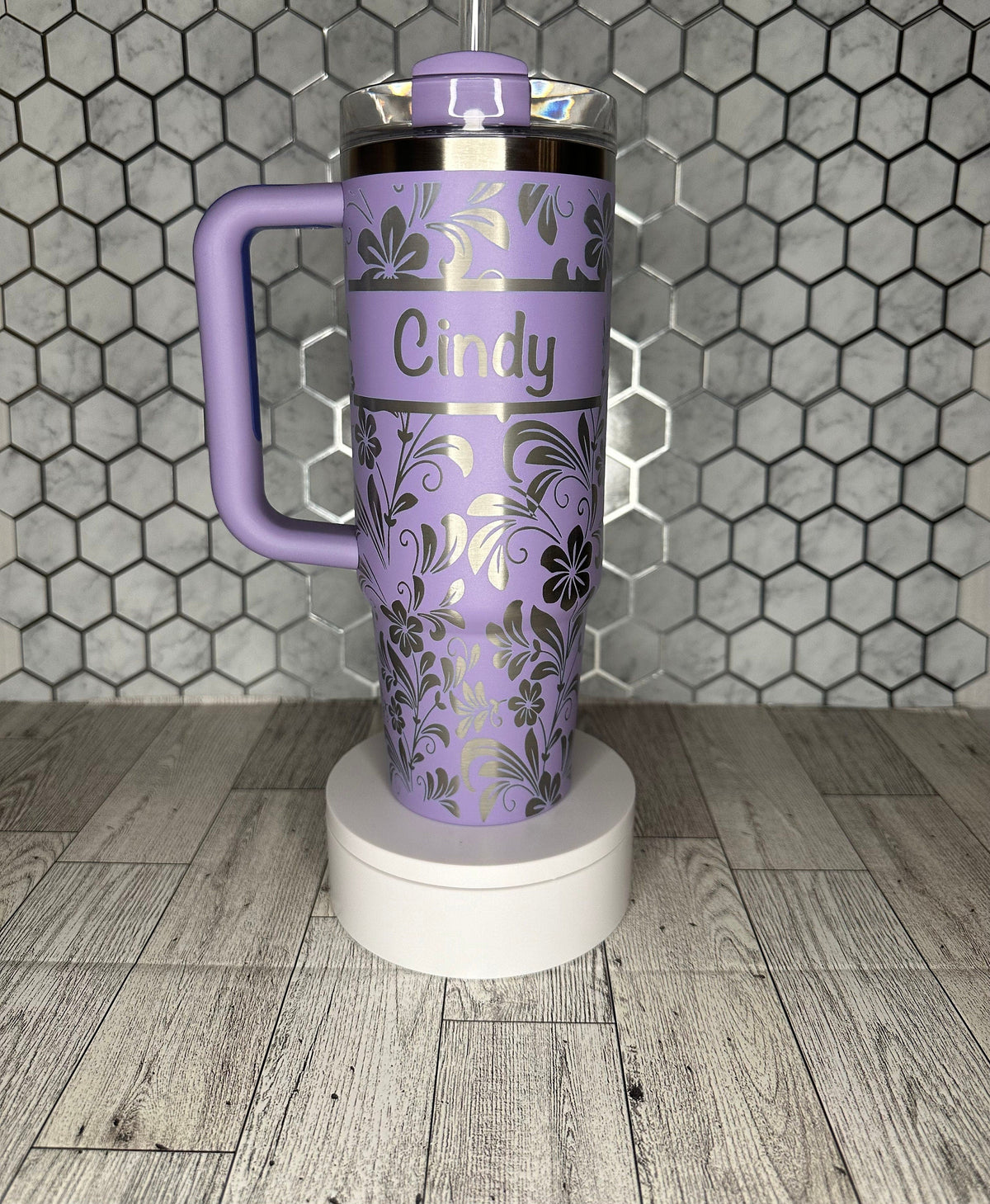 Vaso personalizado con grabado floral y nombre - Stanley Quencher (30/40 oz)