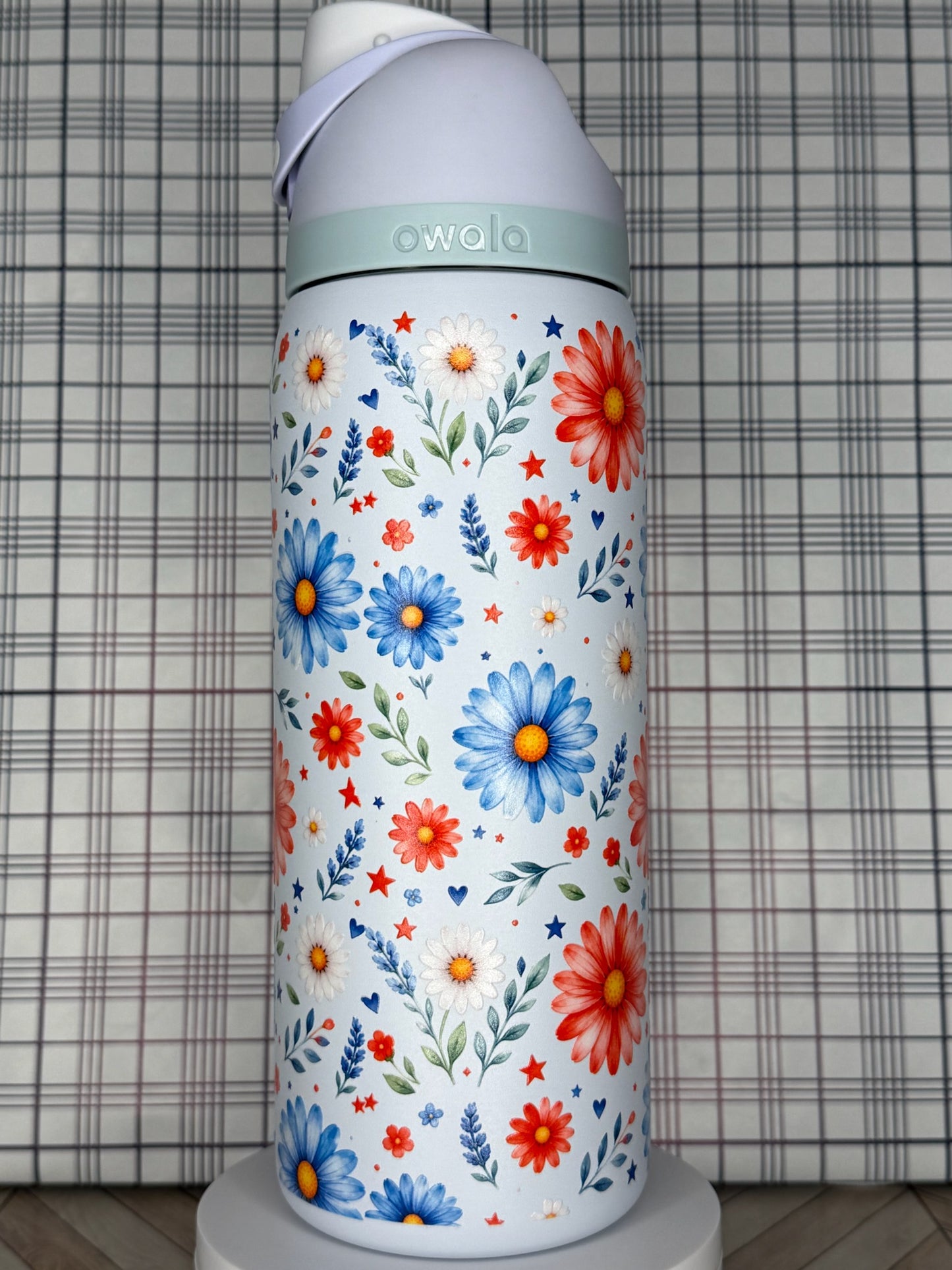 Patriotic Floral Owala Tumbler Red White & Blue Flower Owala  4th of July Daisy Cup