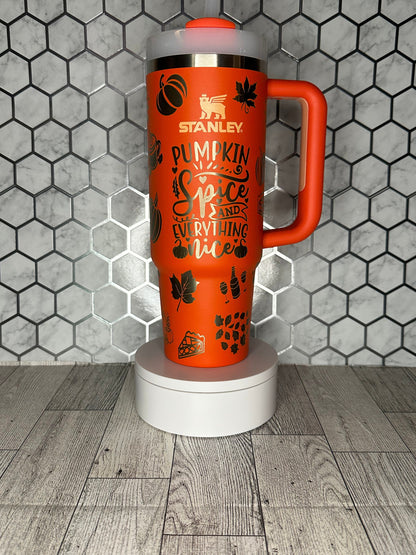 Calabaza, especias y todo lo bueno - Stanley Quencher 30/40 oz
