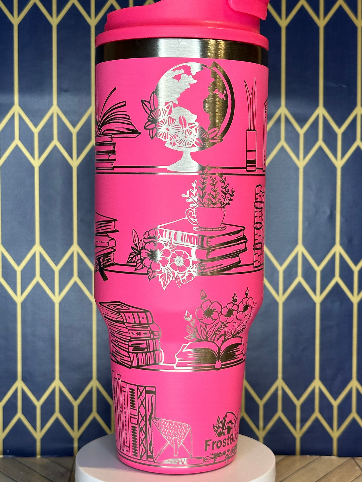 El sueño del amante de los libros | Estanterías de libros, flores y globos terráqueos - Stanley Quencher 30/40 oz